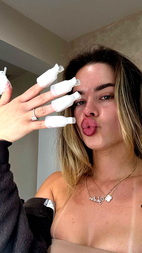 yaslenxoxo image ~ Altpins