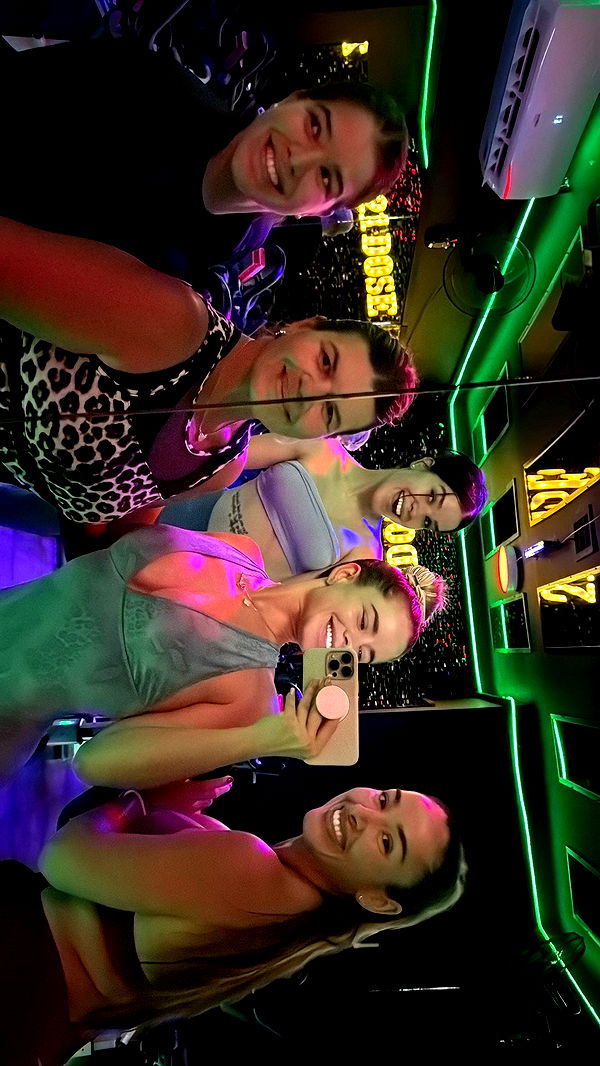 yaslenxoxo image ~ Altpins