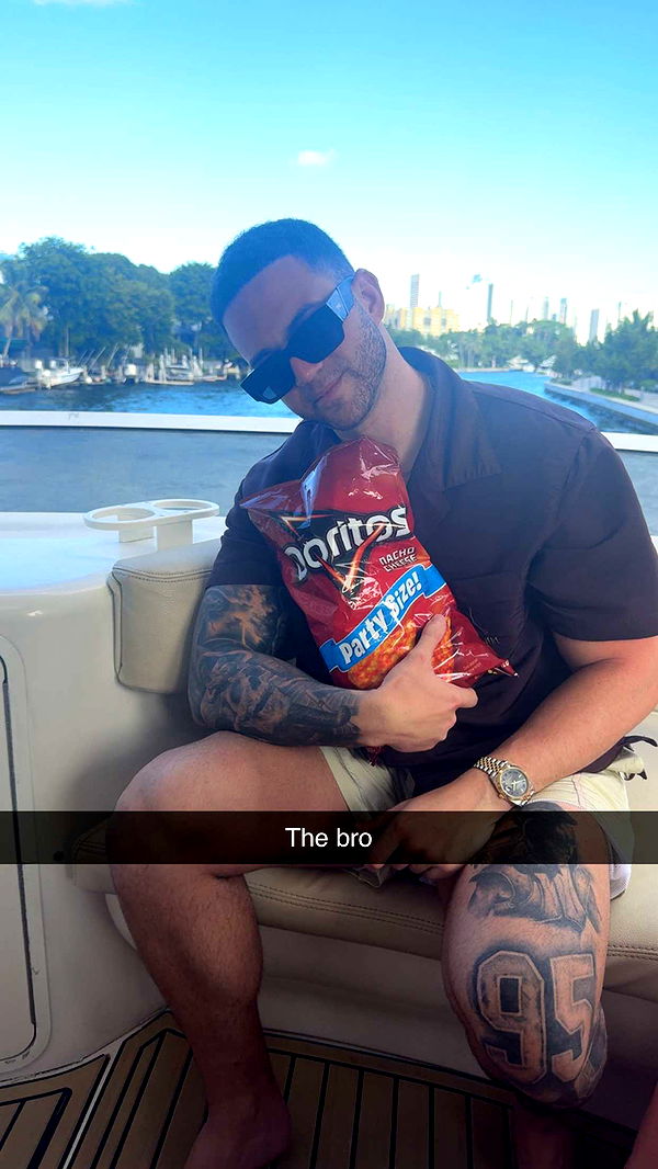 yaslenxoxo image ~ Altpins