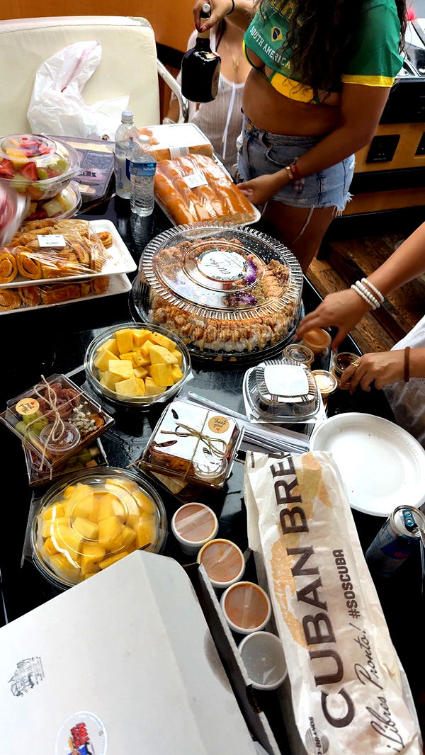 yaslenxoxo image ~ Altpins