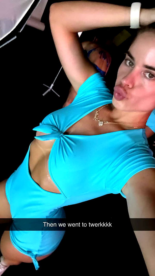 yaslenxoxo image ~ Altpins