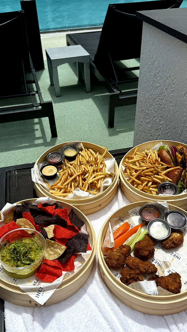 yaslenxoxo image ~ Altpins