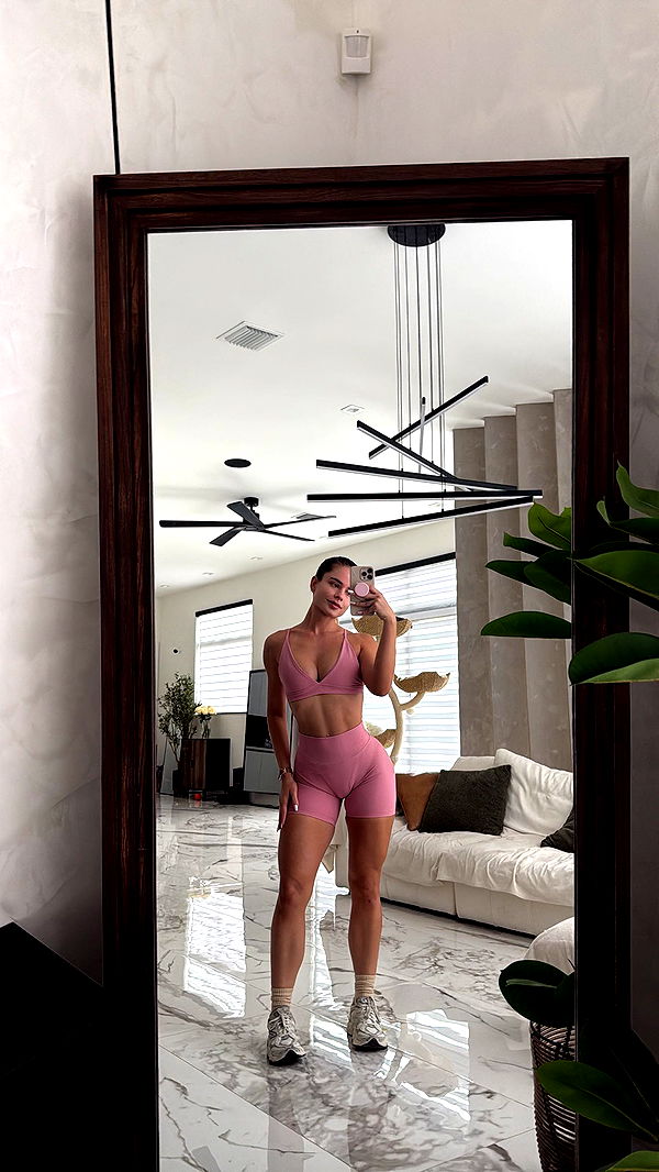 yaslenxoxo image ~ Altpins