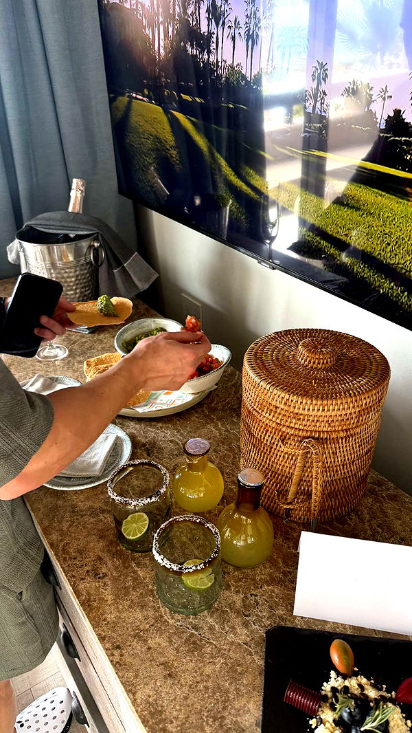 yaslenxoxo image ~ Altpins