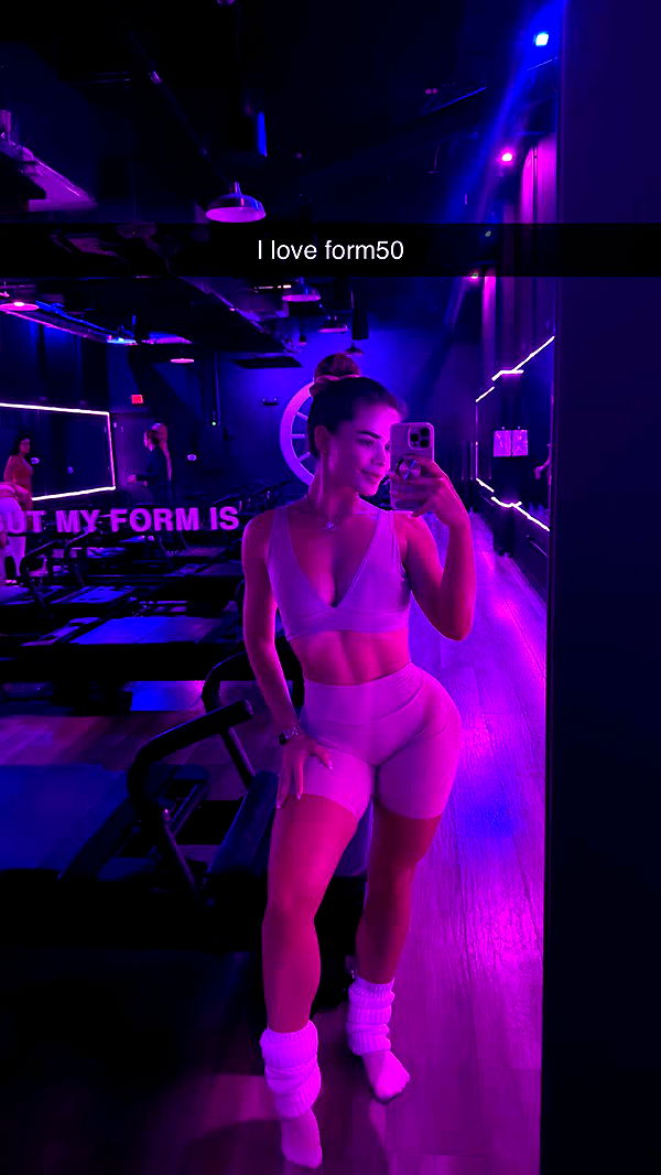 yaslenxoxo image ~ Altpins