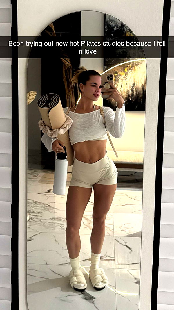 yaslenxoxo image ~ Altpins