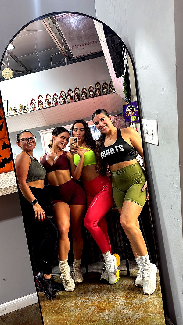 yaslenxoxo image ~ Altpins