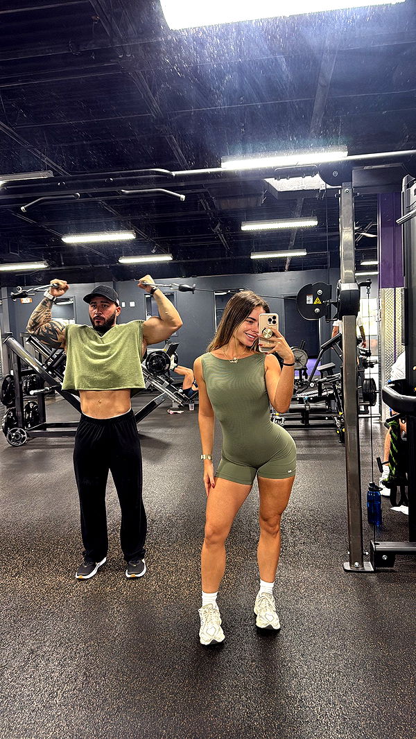 yaslenxoxo image ~ Altpins