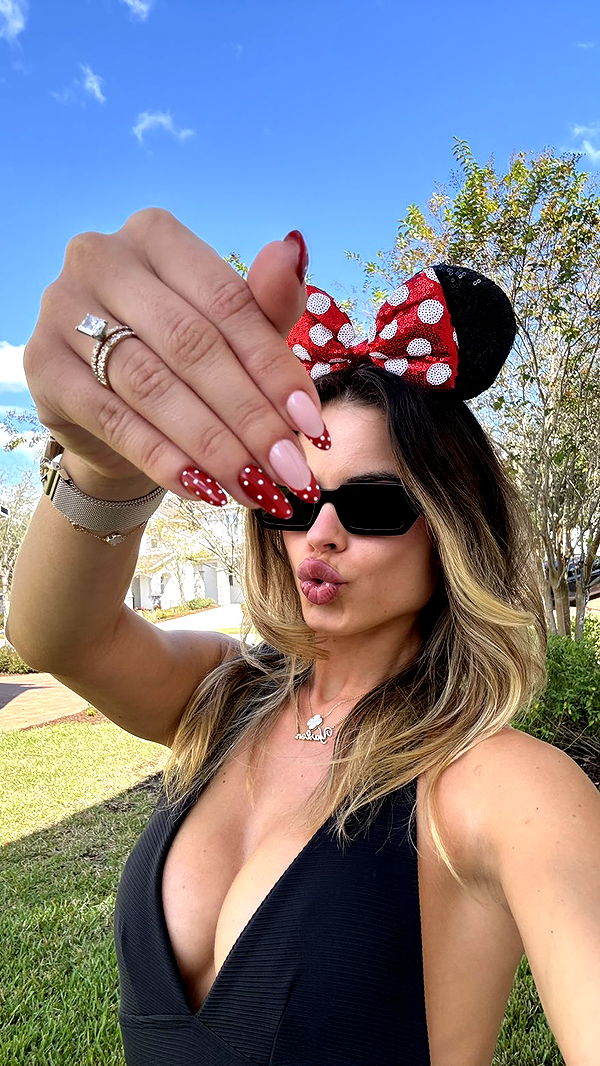 yaslenxoxo image ~ Altpins