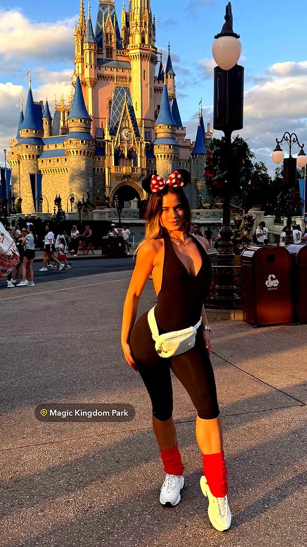 yaslenxoxo image ~ Altpins