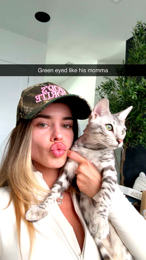 yaslenxoxo image ~ Altpins