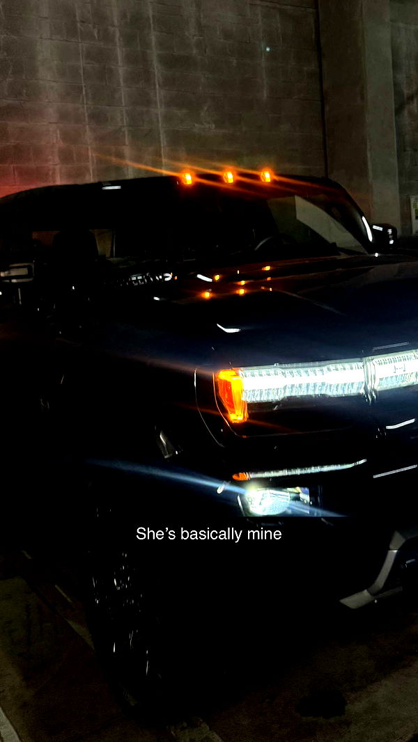 yaslenxoxo image ~ Altpins