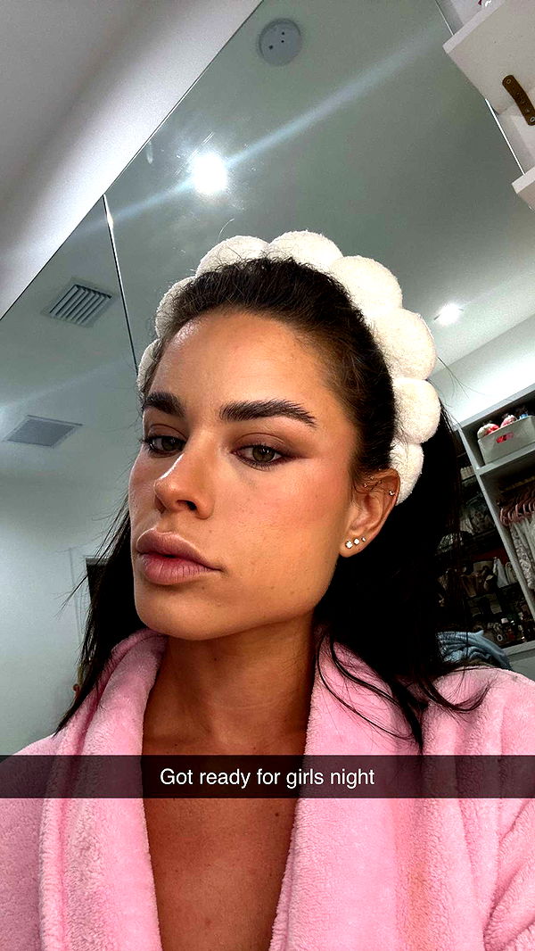 yaslenxoxo image ~ Altpins