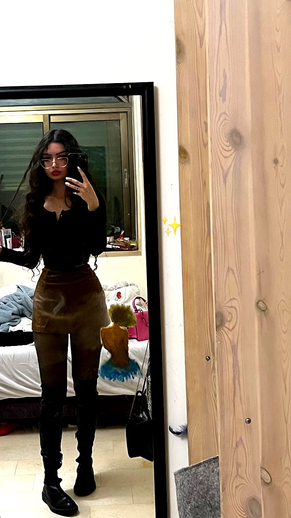 __yaheli_ instagram image archive image