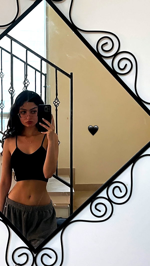 __yaheli_ instagram image archive image
