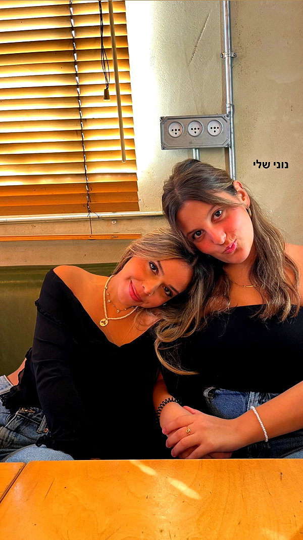_ariel_lll instagram image archive image