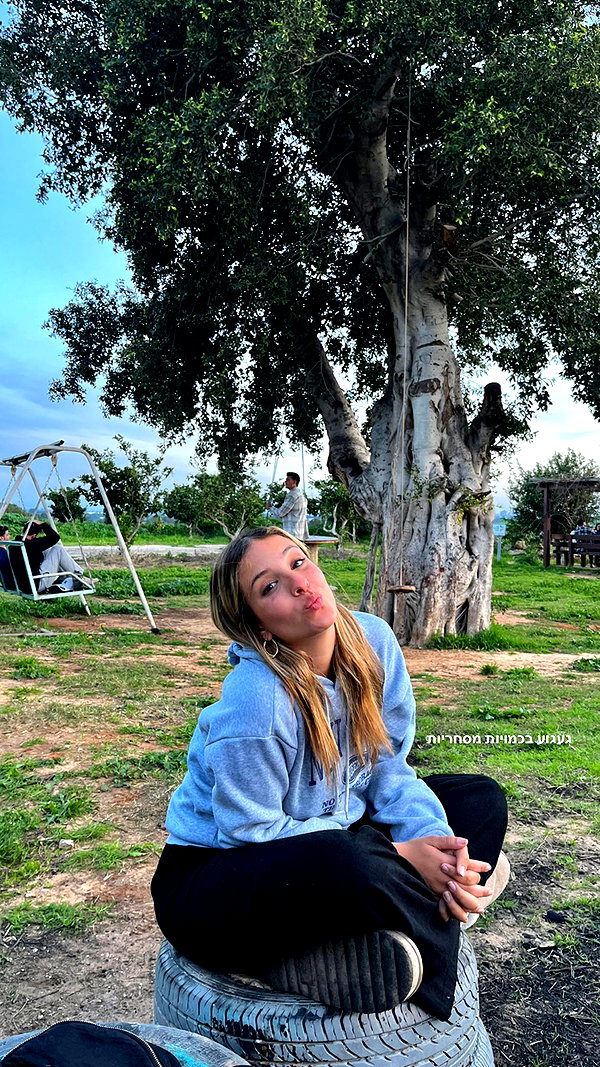 _ariel_lll instagram image archive image