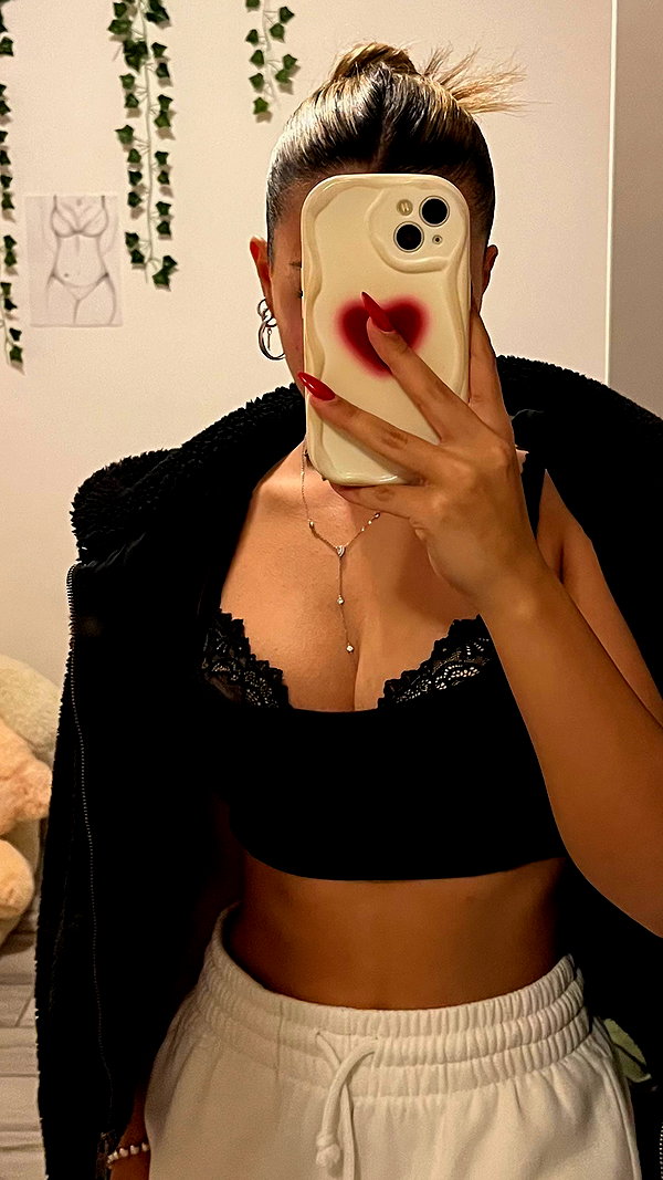 _ariel_lll instagram image archive image