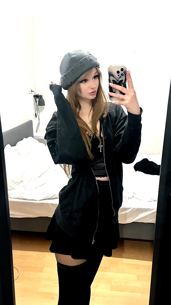 _kybelle instagram image archive image