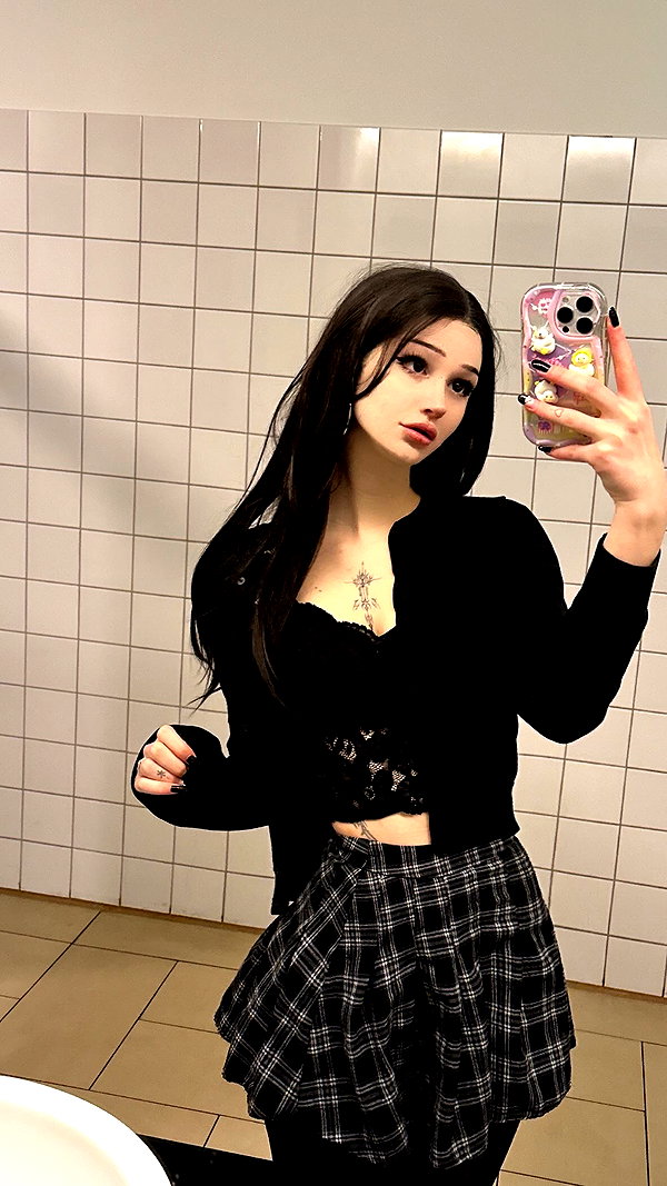 _kybellee instagram image archive image