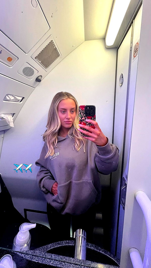 _lucycartwright instagram image archive image