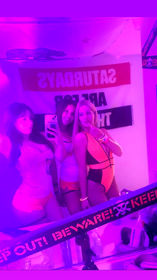 _michaelanee instagram image archive image