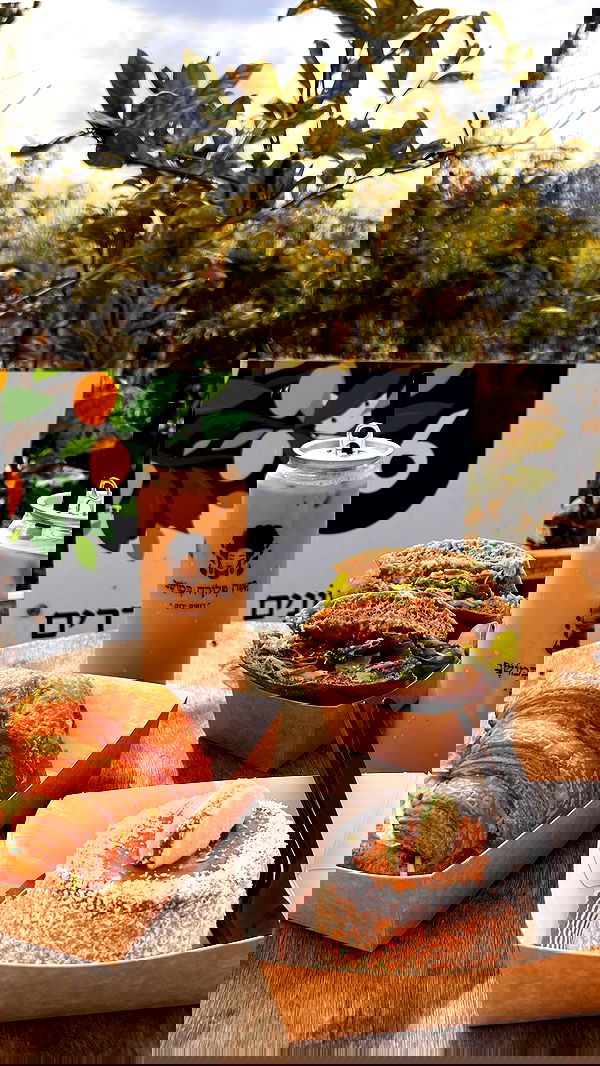 adellepisar adellepisar archive image