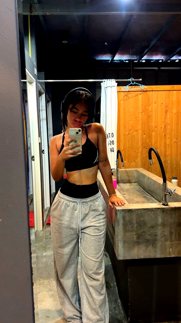 aimeejaihall instagram image archive image