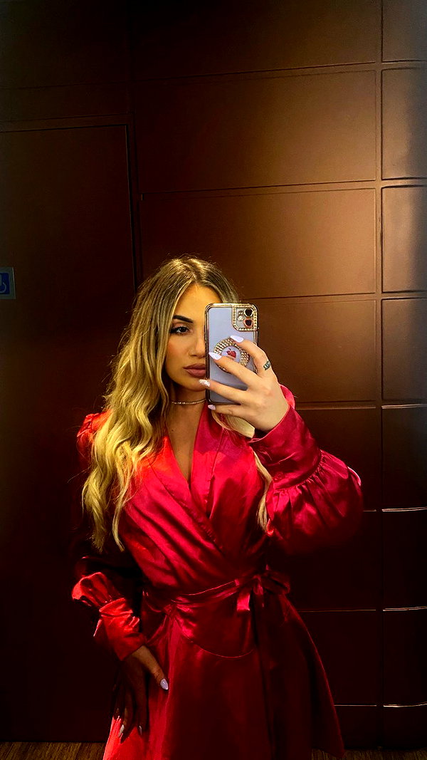 alexandra_stmtk instagram image archive image