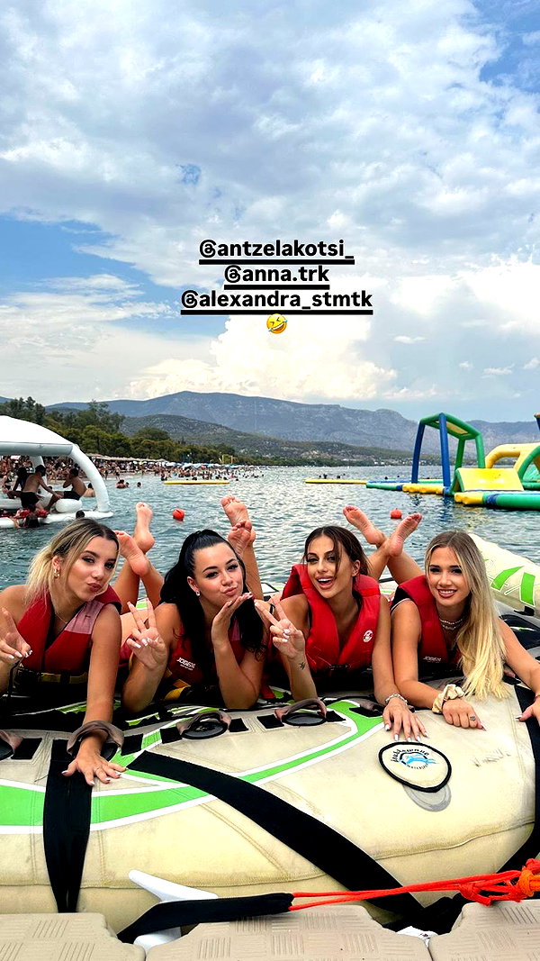 alexandra_stmtk instagram image archive image
