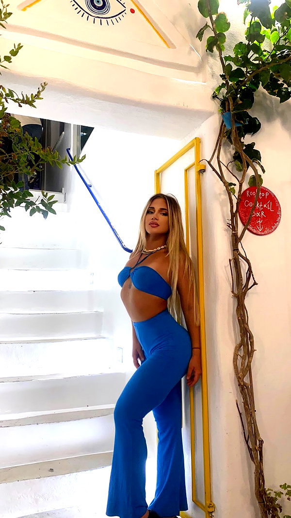 alexandra_stmtk instagram image archive image