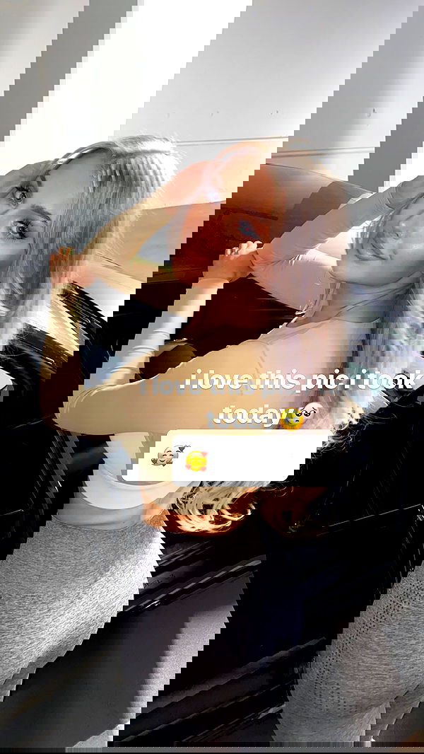 alexandramarianna alexandramarianna archive image