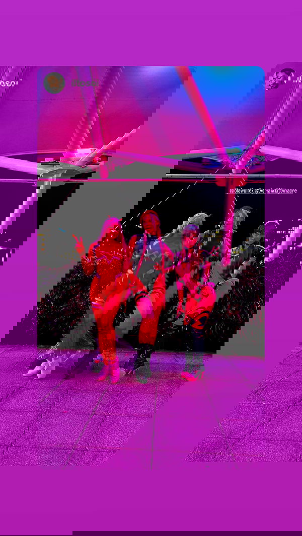 alexandramarianna alexandramarianna archive image