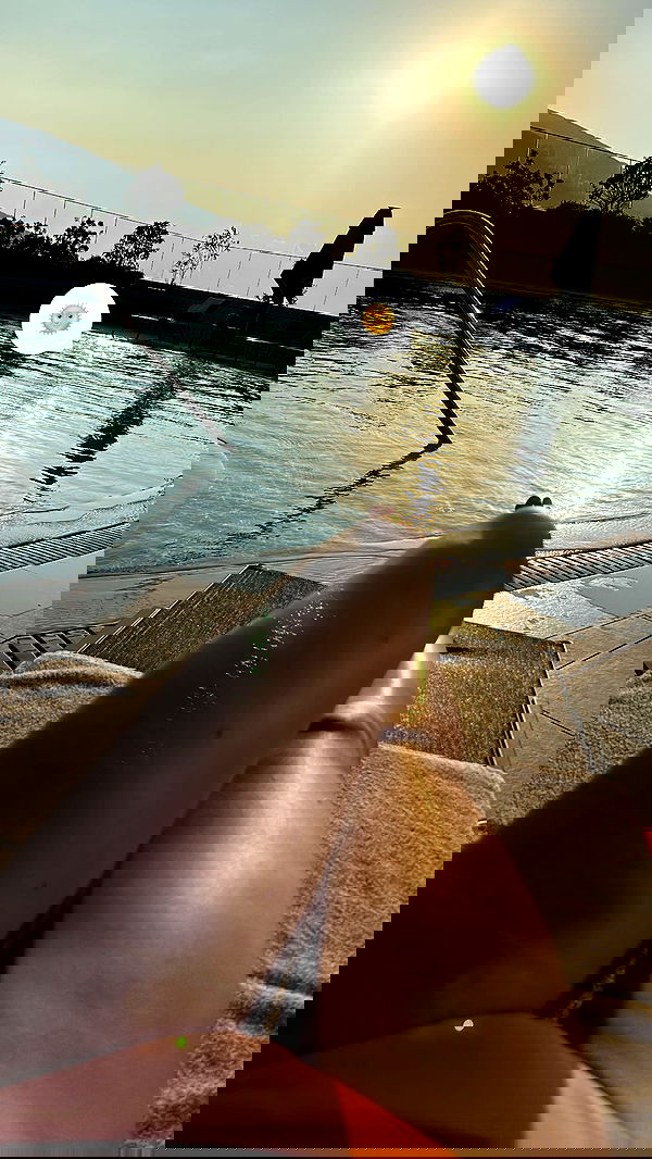 alexandramarianna alexandramarianna archive image