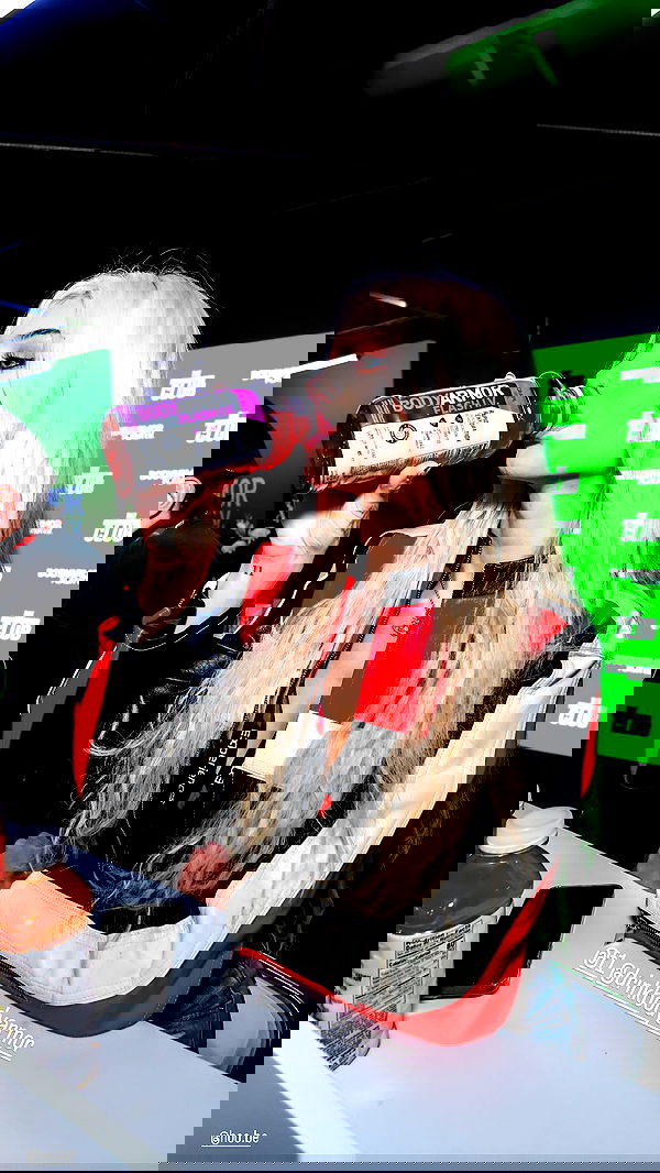 alexandramarianna alexandramarianna archive image