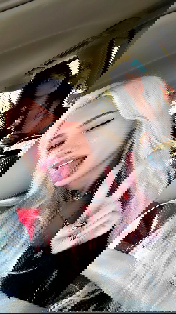 alexandramarianna alexandramarianna archive image