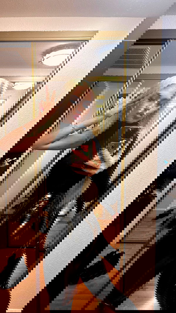 alexandramarianna alexandramarianna archive image