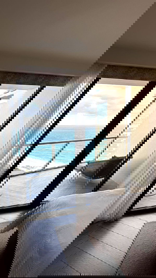 alexandramarianna alexandramarianna archive image