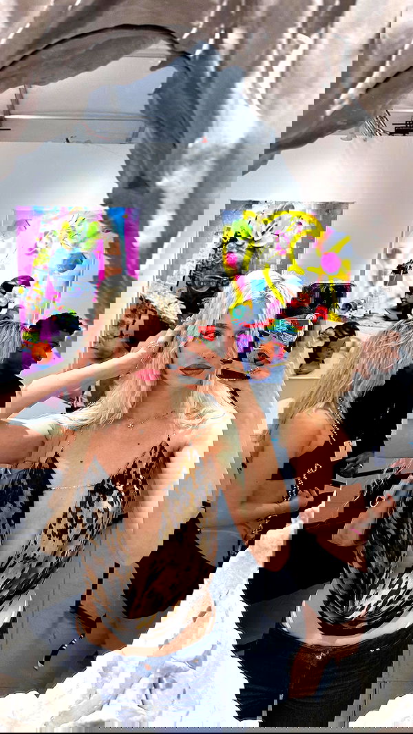 alexandramarianna alexandramarianna archive image