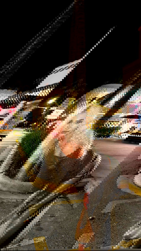 alexandramarianna alexandramarianna archive image