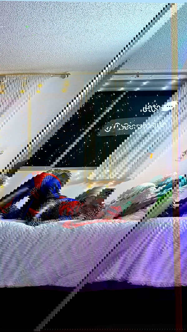 alexandramarianna alexandramarianna archive image