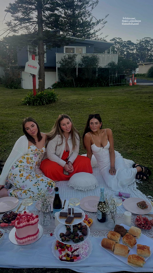 alexis.leth instagram image archive image