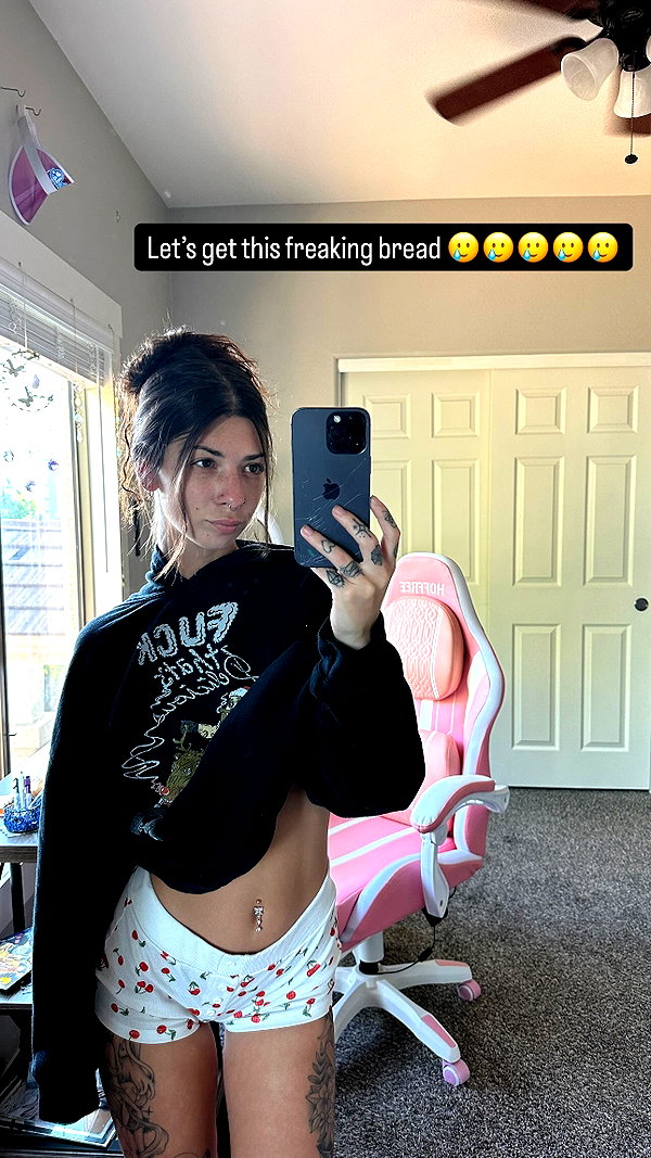 allie_paigexoxo instagram image archive image