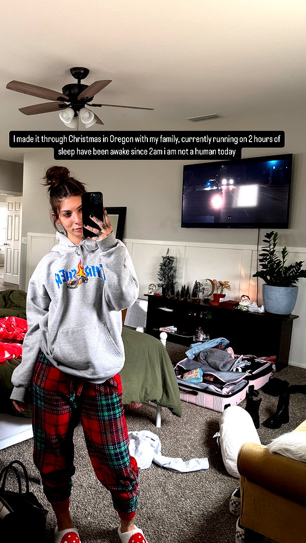 allie_paigexoxo instagram image archive image