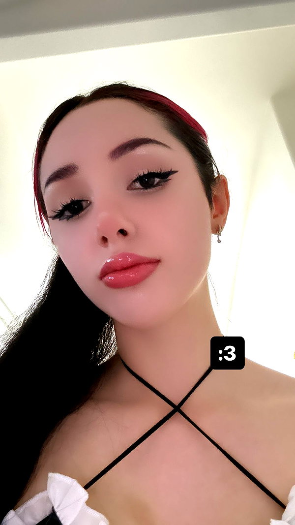 alyri_tv instagram image archive image