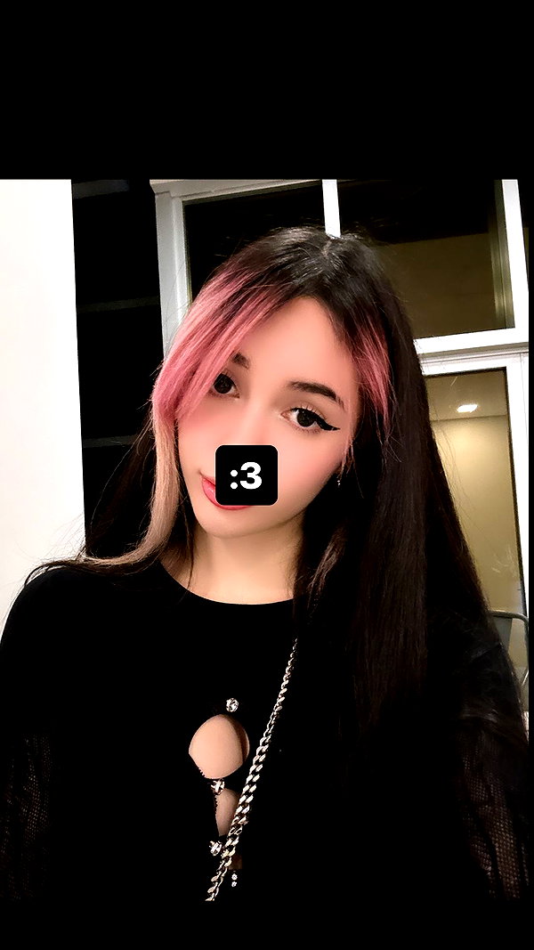 alyri_tv instagram image archive image