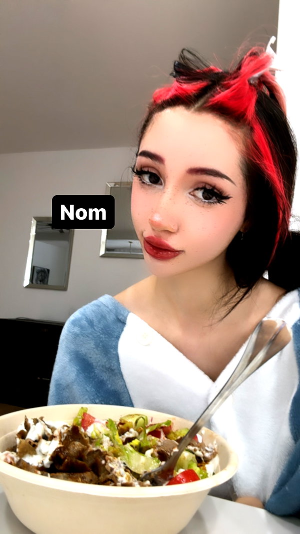 alyri_tv instagram image archive image