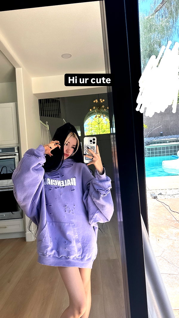 alyri_tv instagram image archive image