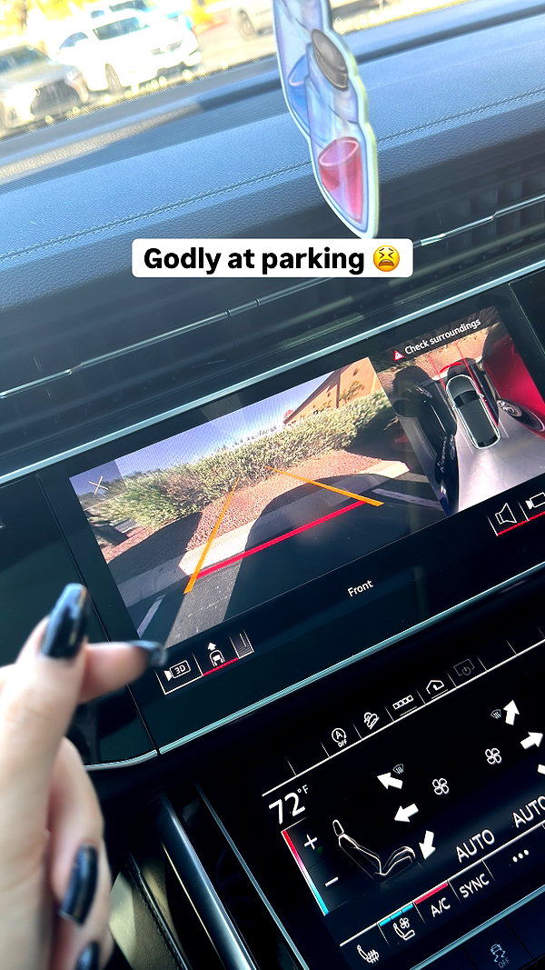 alyri_tv instagram image archive image