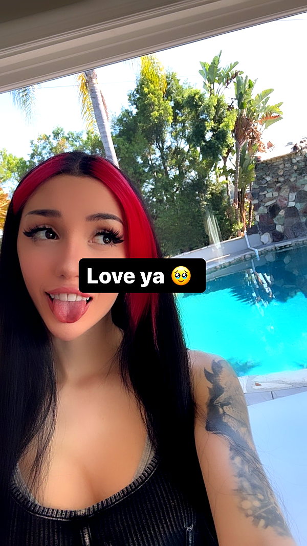 alyri_tv instagram image archive image